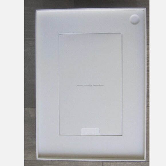 EMPTY BOX ONLY Pink iPad (A16) 128 GB A3354 Wifi 2025 - Picture 4 of 8